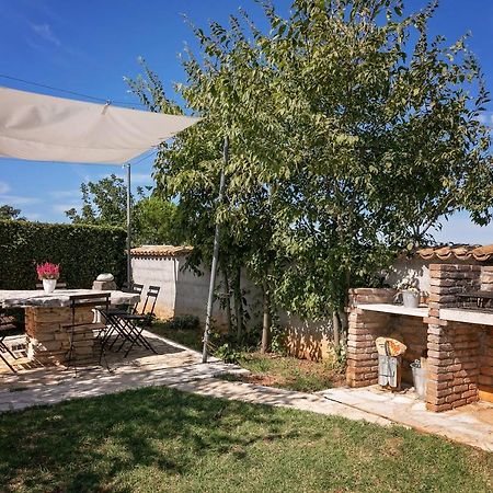 Grebac Vila Kaštelir Exterior foto