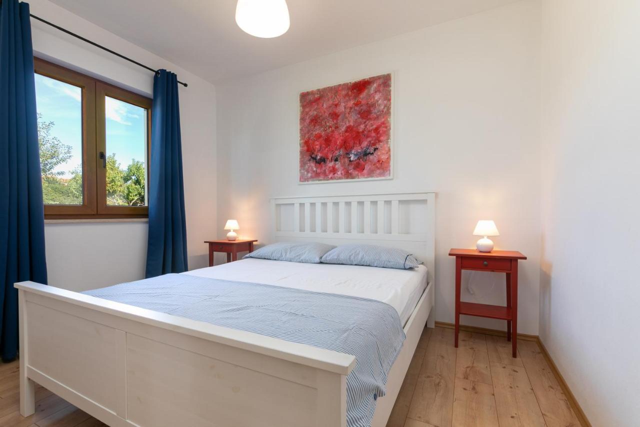 Grebac Vila Kaštelir Exterior foto