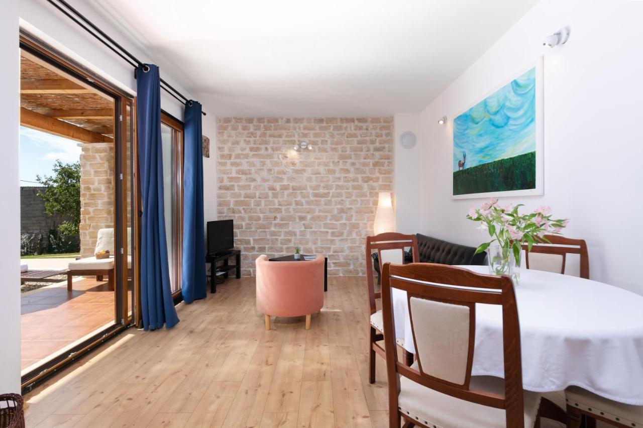 Grebac Vila Kaštelir Exterior foto